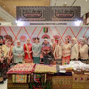 Ikuti INACRAFT 2026, Ketua Dekranasda Lampung Targetkan Wastra Tapis hingga UMKM Lokal Tembus Pasar Nasional-Global